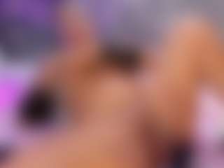 esmeralda-bigbotty's Live Sex Cam Show