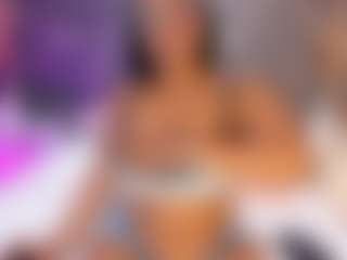 esmeralda-bigbotty's Live Sex Cam Show