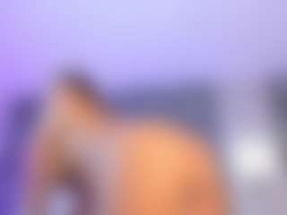 Live cam show with esmeralda-bigbotty - Black Squirt on Dare Cams