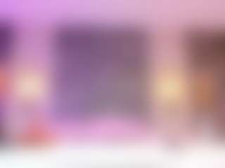 esmeralda-bigbotty's Live Sex Cam Show
