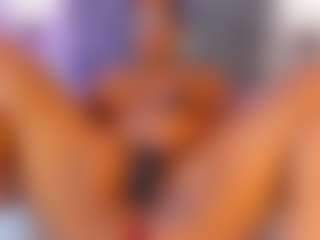 esmeralda-bigbotty's Live Sex Cam Show
