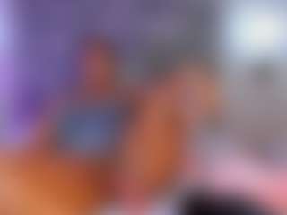 esmeralda-bigbotty's Live Sex Cam Show