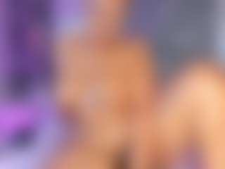 esmeralda-bigbotty's Live Sex Cam Show