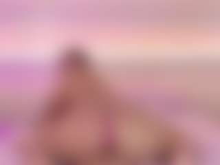 esmeralda-bigbotty's Live Sex Cam Show
