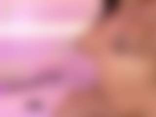 esmeralda-bigbotty's Live Sex Cam Show