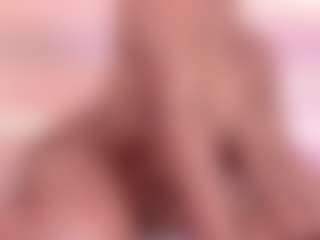 esmeralda-bigbotty's Live Sex Cam Show