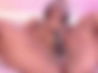 esmeralda-bigbotty's Live Sex Cam Show