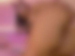 esmeralda-bigbotty's Live Sex Cam Show