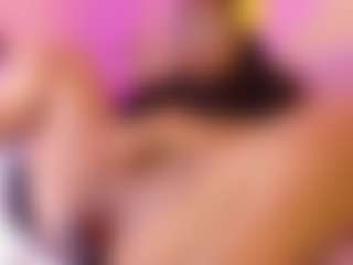 esmeralda-bigbotty's Live Sex Cam Show