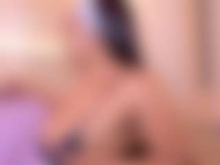 esmeralda-bigbotty's Live Sex Cam Show