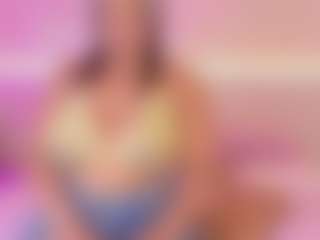 esmeralda-bigbotty's Live Sex Cam Show