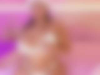 Live cam show with esmeralda-bigbotty - Amateur on AdultVida.com