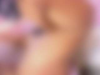 esmeralda-bigbotty's Live Sex Cam Show