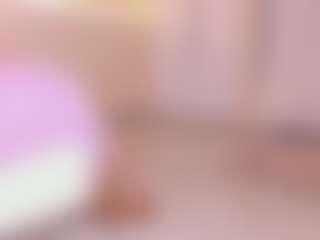 Live cam show with esmeralda-bigbotty - Living Room on Fit Hotties