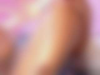 Live cam show with esmeralda-bigbotty - Submissive on SpankPalCams
