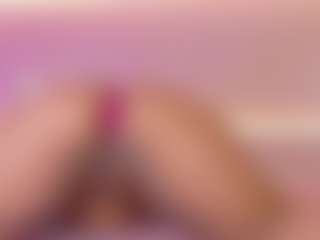 esmeralda-bigbotty's Live Sex Cam Show