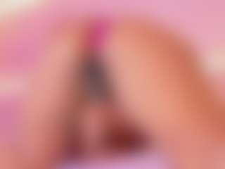 esmeralda-bigbotty's Live Sex Cam Show