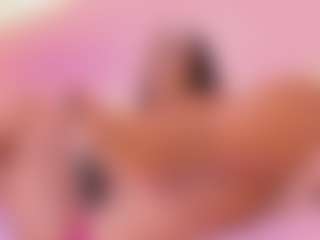 esmeralda-bigbotty's Live Sex Cam Show