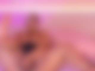 esmeralda-bigbotty's Live Sex Cam Show