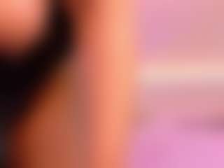 esmeralda-bigbotty's Live Sex Cam Show
