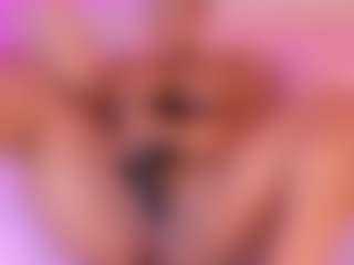 esmeralda-bigbotty's Live Sex Cam Show