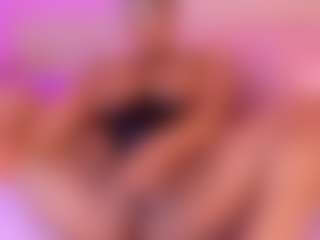 esmeralda-bigbotty's Live Sex Cam Show