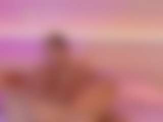 esmeralda-bigbotty's Live Sex Cam Show