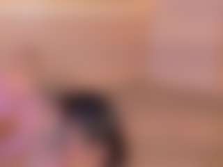 esmeralda-bigbotty's Live Sex Cam Show