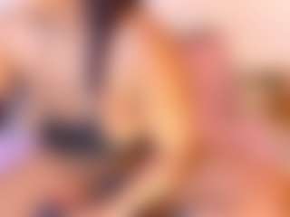esmeralda-bigbotty's Live Sex Cam Show