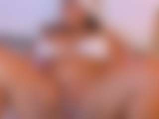 esmeralda-bigbotty's Live Sex Cam Show