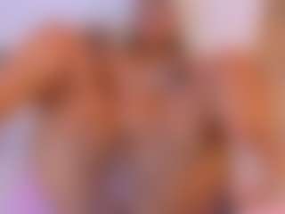 esmeralda-bigbotty's Live Sex Cam Show
