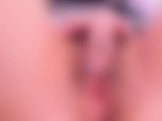 Live cam show with NEZUKO-MITSURI - Skinny Teen (18+) on AdultVida.com