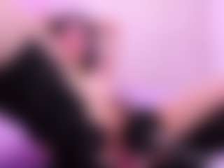 Live cam show with NEZUKO-MITSURI - Public on StripNow