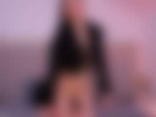 zoe-cruz21's Live Sex Cam Show