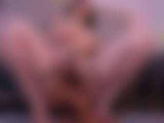 zoe-cruz21's Live Sex Cam Show