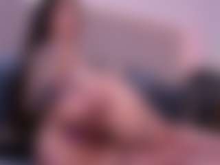 zoe-cruz21's Live Sex Cam Show