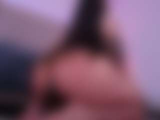zoe-cruz21's Live Sex Cam Show