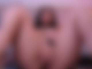 zoe-cruz21's Live Sex Cam Show