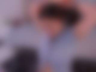 zoe-cruz21's Live Sex Cam Show