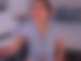 zoe-cruz21's Live Sex Cam Show