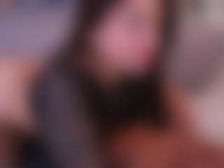 zoe-cruz21's Live Sex Cam Show