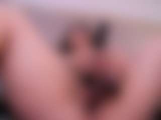 zoe-cruz21's Live Sex Cam Show