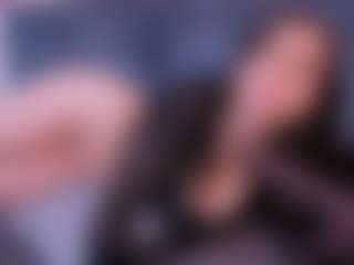 zoe-cruz21's Live Sex Cam Show