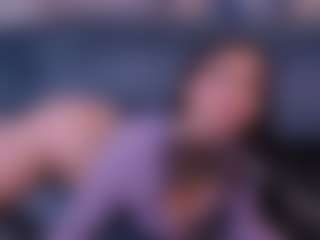 zoe-cruz21's Live Sex Cam Show