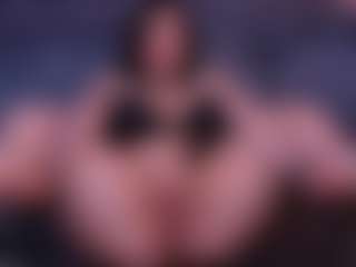 zoe-cruz21's Live Sex Cam Show