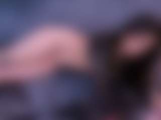 zoe-cruz21's Live Sex Cam Show