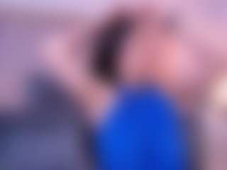 zoe-cruz21's Live Sex Cam Show