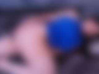 zoe-cruz21's Live Sex Cam Show