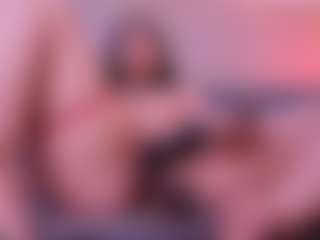 zoe-cruz21's Live Sex Cam Show