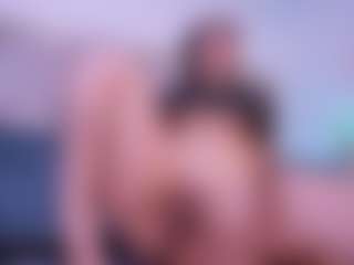 zoe-cruz21's Live Sex Cam Show